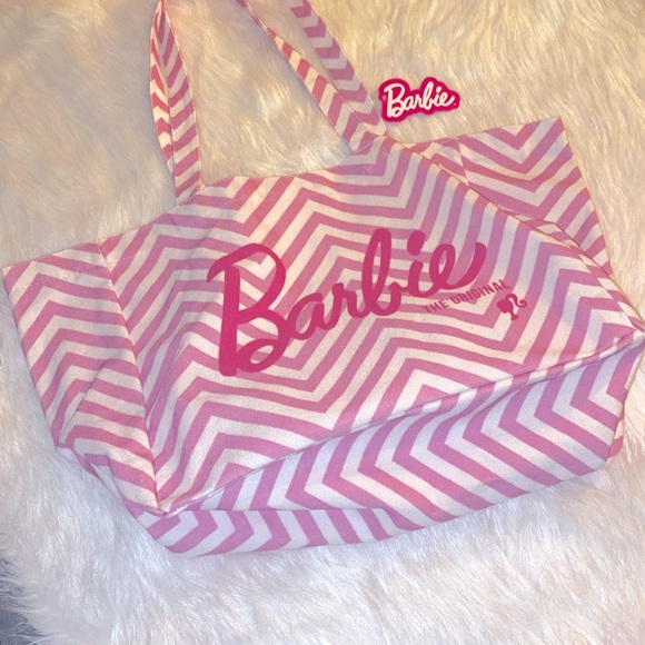 Barbie Canvas Tote - Picture 4 of 9